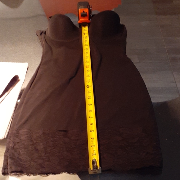 Marilyn Monroe under dress shapewear - Picture 11 of 14